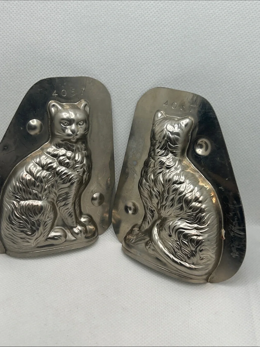 Cat-Shaped Chocolate Mold -